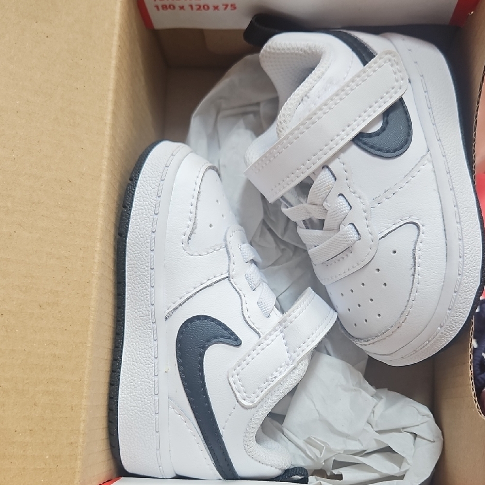 Nike Kids White and Black Velcro Sneakers